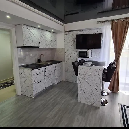 Prince Edward Beach - Studio Delux 16 Apartment
